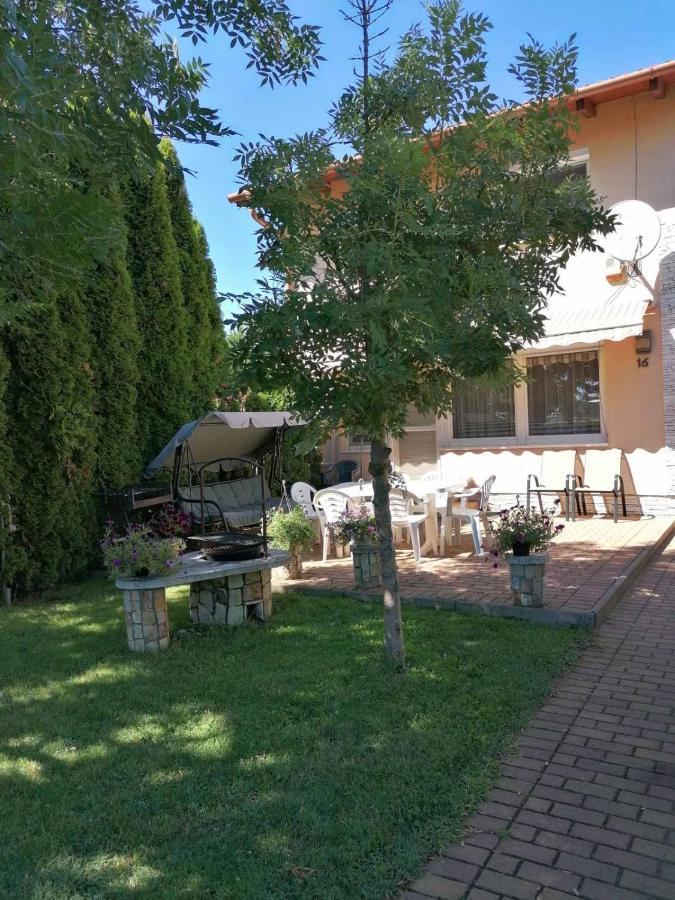 Rose Vip Apartman Villa Hajdúszoboszló Eksteriør bilde